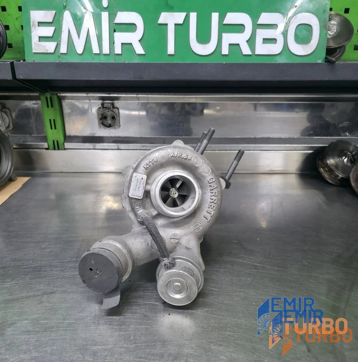 Garrett GTA1749MV Turbo Fiat Opel Saab 1.9 Dizel 55205474 turbo — fotoğraf 1/5