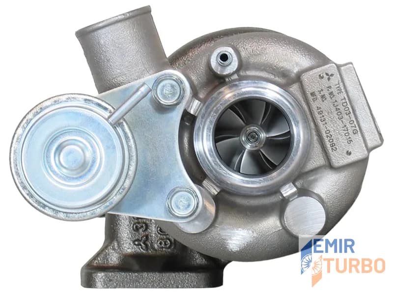 Mitsubishi TD03 Turbo Kubota Tractor V2403-M-T-E3B-KEA-2 2.4L 49131-02092 turbo
