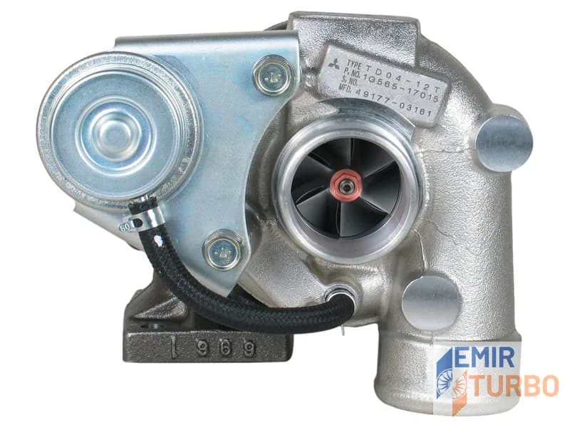 Mitsubishi TD04 Turbo Bobcat S220 S250 S300 Loader V3300-T 3.3L 49177-03161 turbo