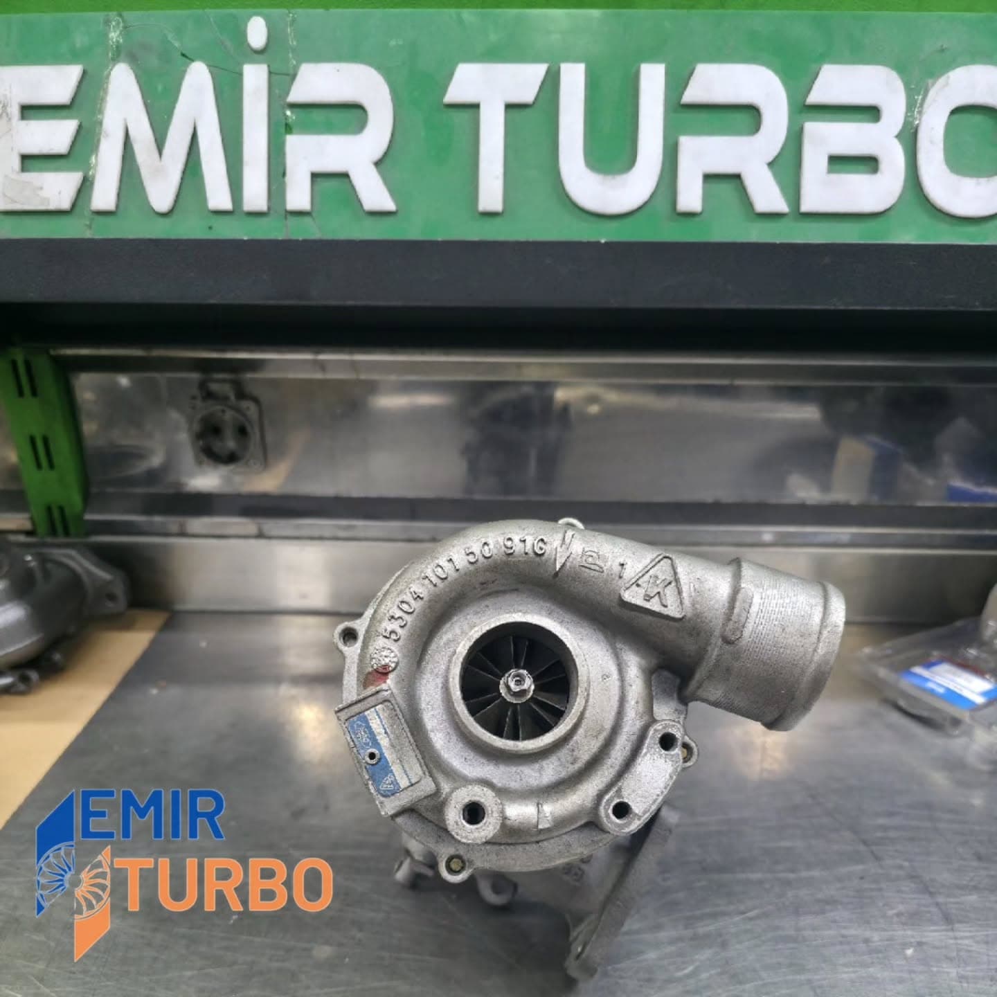 BorgWarner K04 Turbo Ford Transit 2.5 Diesel 914F6K682AG turbo